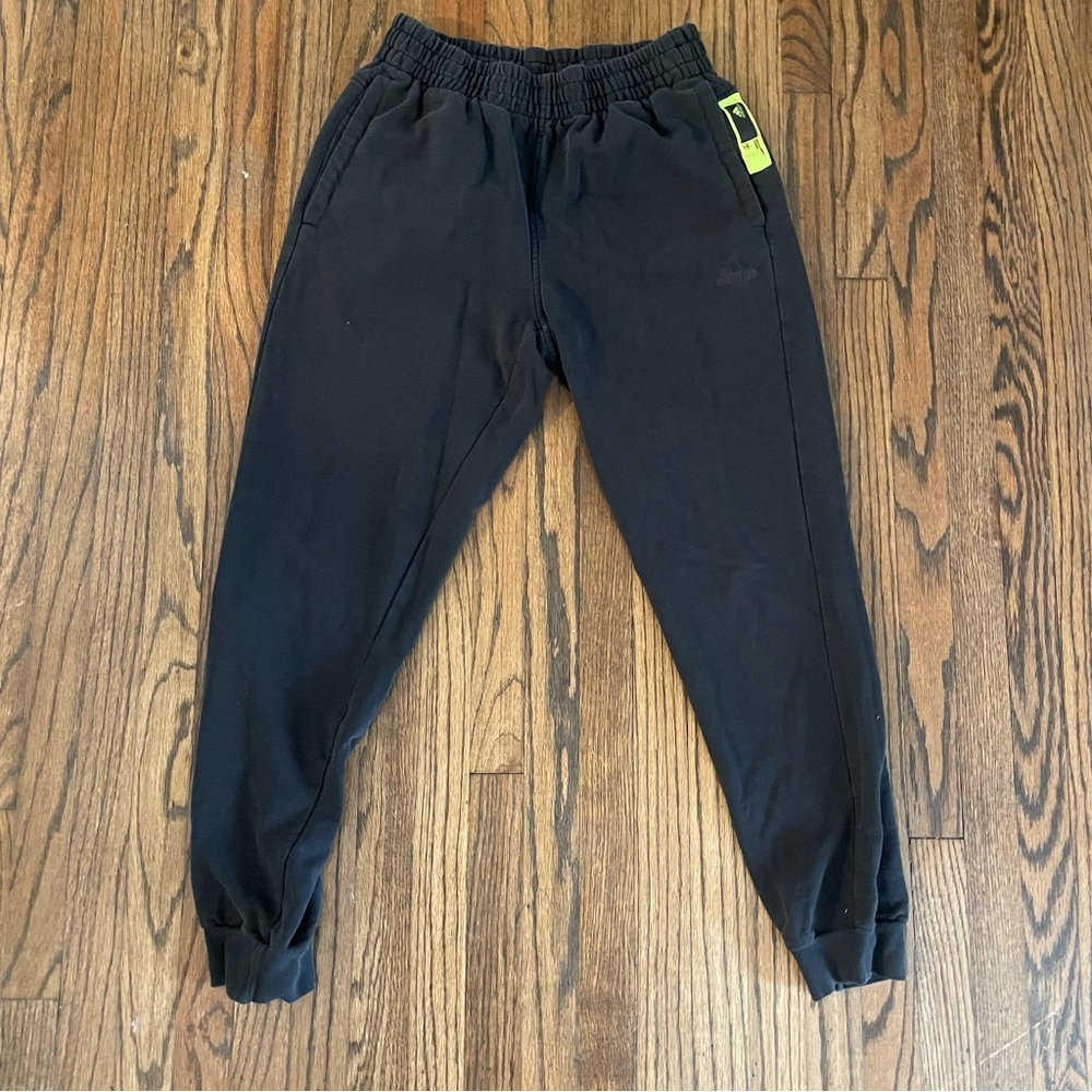 Adidas Black Sweatpants Relaxed Fit Joggers size Medium
